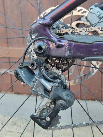Używany Mondraker Summum SRAM GX 2022 Mountainbike — zdjęcie 25 z 36
