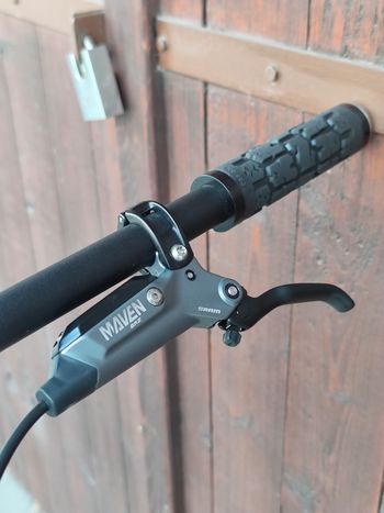 Used Mondraker Summum SRAM GX 2022 Mountainbike — image 8 of 36