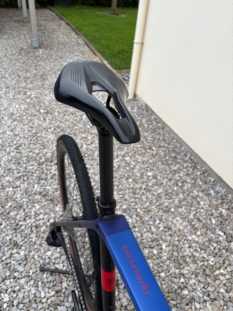 Used Trek Checkpoint SL 6 AXS Gen 3 2025 2025 Road & Gravel, Blue — image 4 of 18