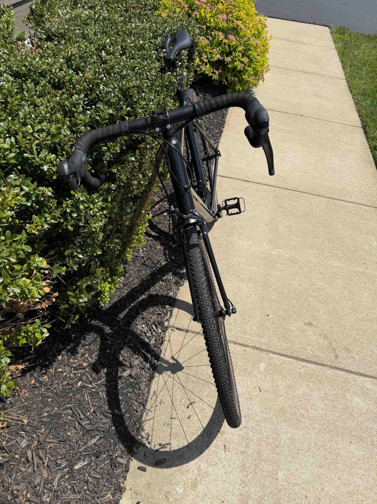 Used Giant Contend 1 2021 2021 Road & Gravel, Black — image 5 of 6