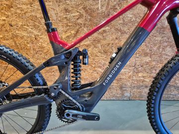 Used Forbidden Dreadnought E T1 2026 Mountainbike, Red — image 2 of 6