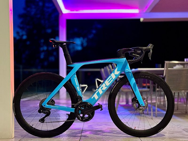Trek Madone SLR 7 Gen 7 2024 2024 Road & Gravel d'occasion