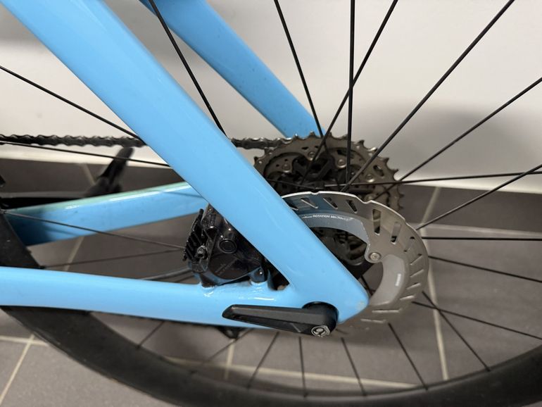 Used Trek Madone SLR 7 Gen 7 2024 2024 Road & Gravel, Blue — image 11 of 25