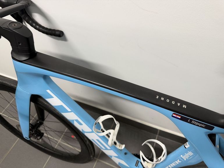 Used Trek Madone SLR 7 Gen 7 2024 2024 Road & Gravel, Blue — image 9 of 25