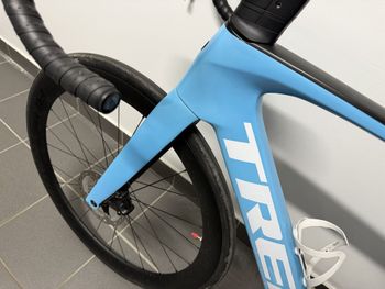 Used Trek Madone SLR 7 Gen 7 2024 2024 Road & Gravel, Blue — image 8 of 25
