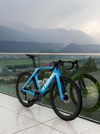 Used Trek Madone SLR 7 Gen 7 2024 2024 Road & Gravel, Blue — image 5 of 6