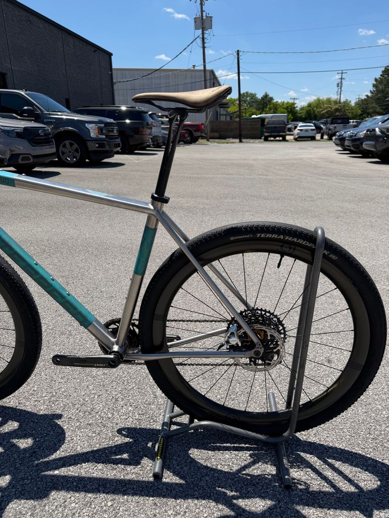 Used Litespeed Toscano FI SRAM RED AXS XPLR E1 13 Spd 2025 2025 Road & Gravel, Green — image 2 of 15