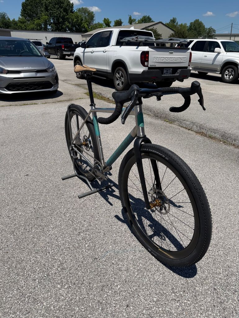 Used Litespeed Toscano FI SRAM RED AXS XPLR E1 13 Spd 2025 2025 Road & Gravel, Green — image 7 of 15