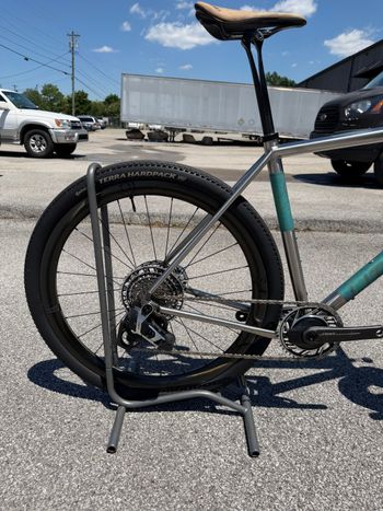 Used Litespeed Toscano FI SRAM RED AXS XPLR E1 13 Spd 2025 2025 Road & Gravel, Green — image 10 of 15