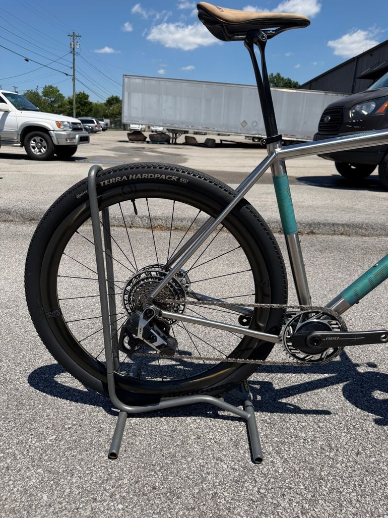 Used Litespeed Toscano FI SRAM RED AXS XPLR E1 13 Spd 2025 2025 Road & Gravel, Green — image 10 of 15