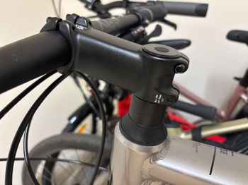 Used Kellys Phanatic Shimano CUES 2026 Mountainbike, Light Gray, Other — image 6 of 6