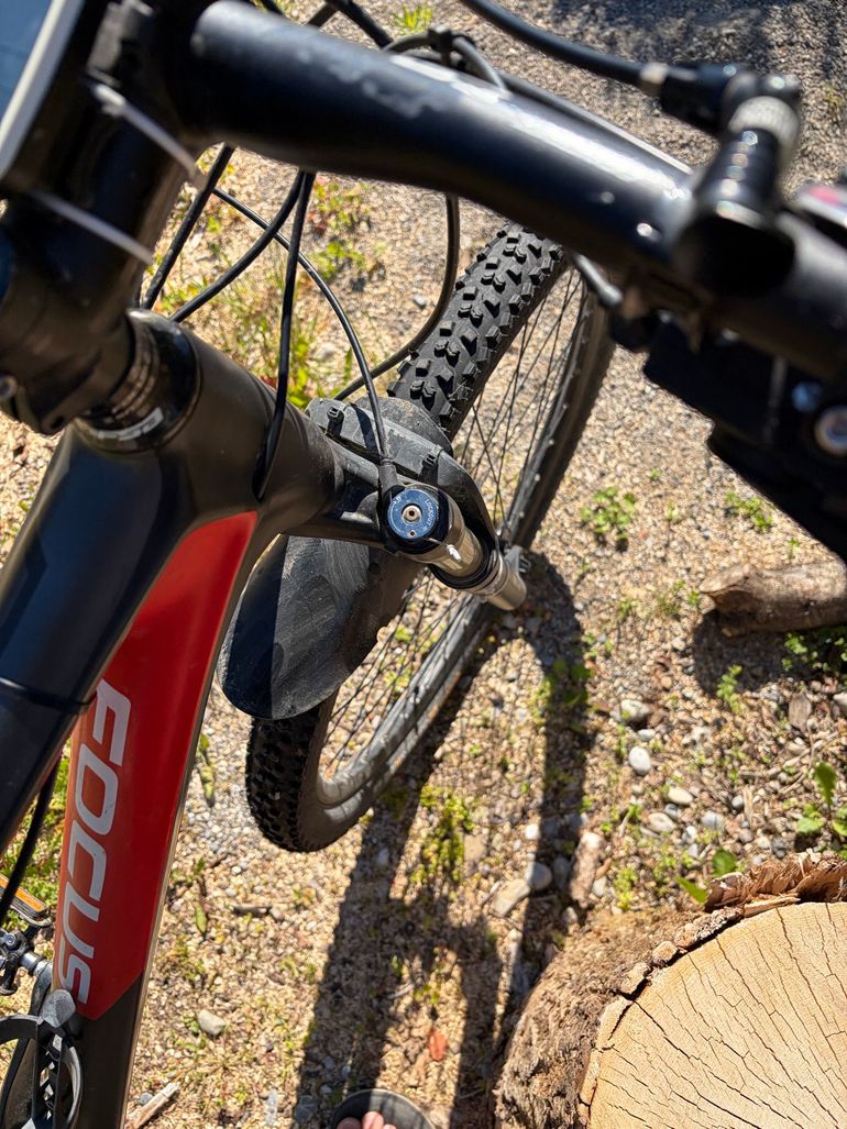 Used Focus RAVEN 8.7 2020 2020 Mountainbike, Light Gray, 29 — image 7 of 10