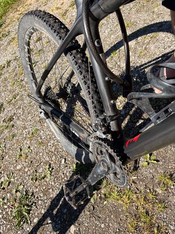 Używany Focus RAVEN 8.7 2020 2020 Mountainbike — zdjęcie 3 z 10