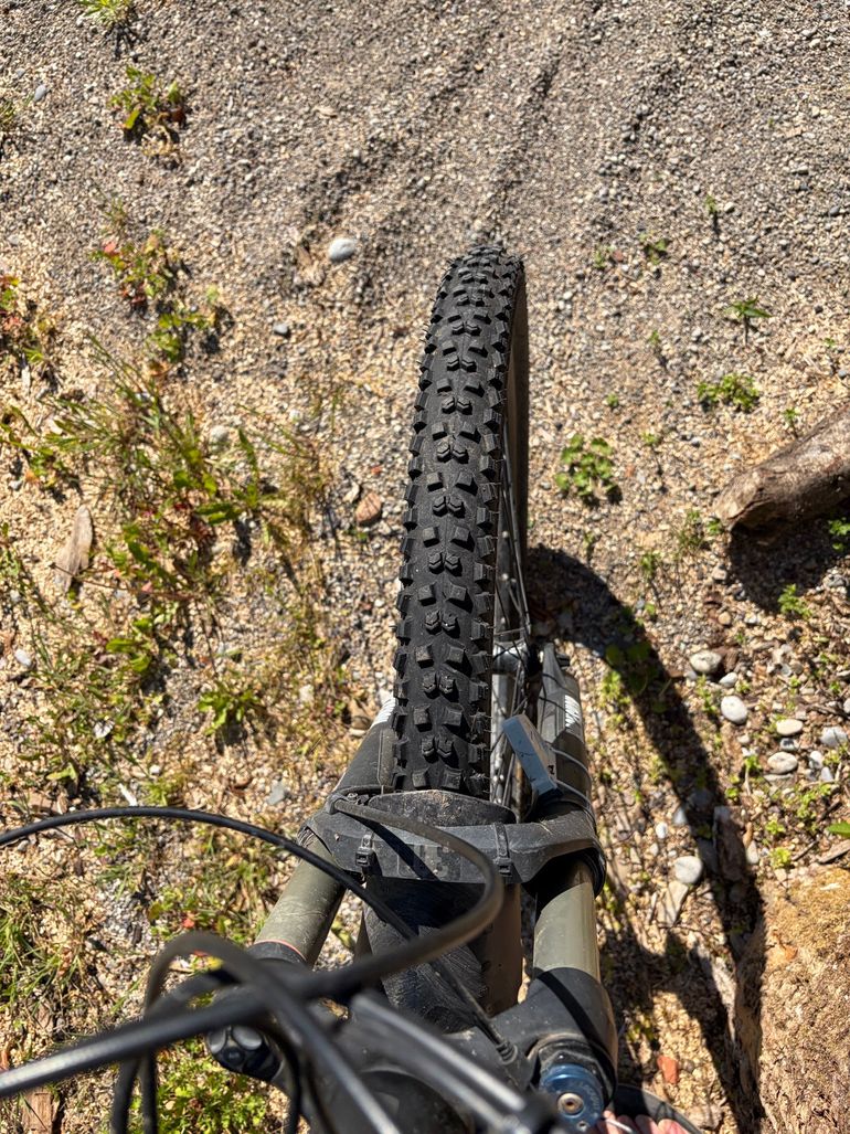 Used Focus RAVEN 8.7 2020 2020 Mountainbike, Light Gray, 29 — image 6 of 10