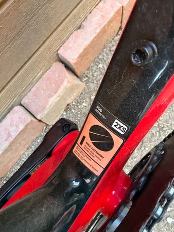 Used Canyon Aeroad CF SLX 8.0 2018 2018 Road & Gravel, Red — image 5 of 7