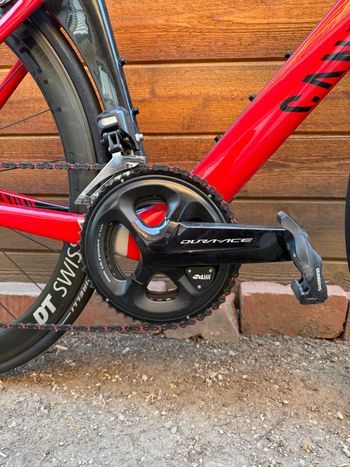 Used Canyon Aeroad CF SLX 8.0 2018 2018 Road & Gravel, Red — image 3 of 7