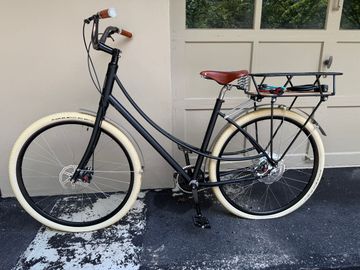 Used Paul Budnitz No. 5 2010 Urban, Light Gray — image 1 of 21