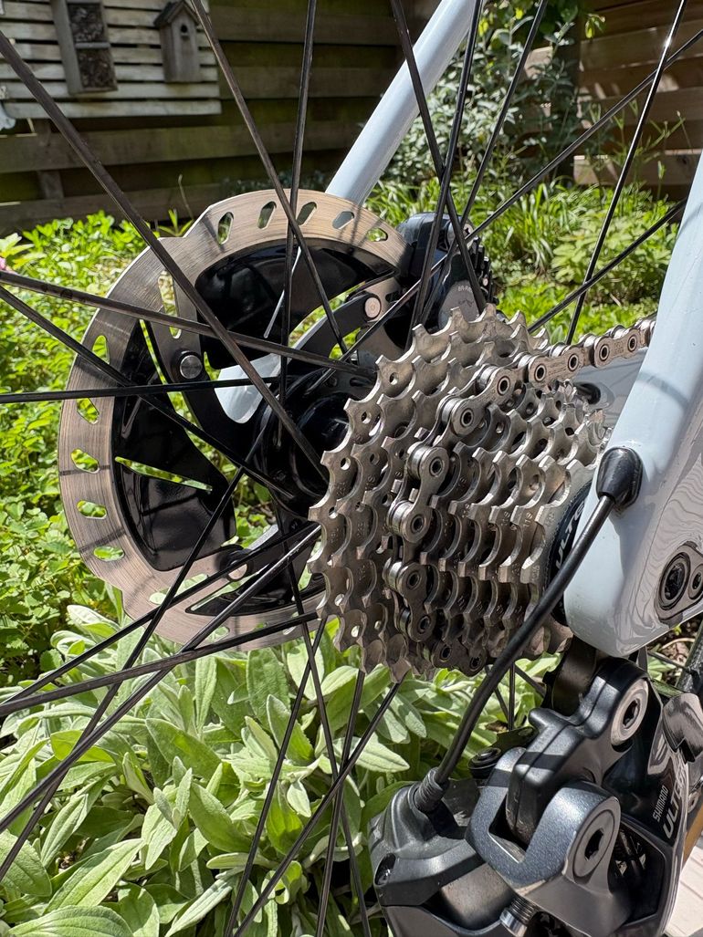 Used Sensa Giulia Shimano Ultegra Di2 2022 Road & Gravel, Light Gray — image 8 of 14