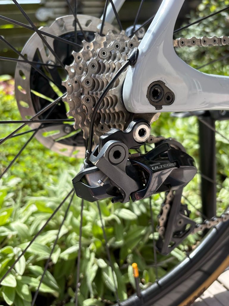 Used Sensa Giulia Shimano Ultegra Di2 2022 Road & Gravel, Light Gray — image 7 of 14