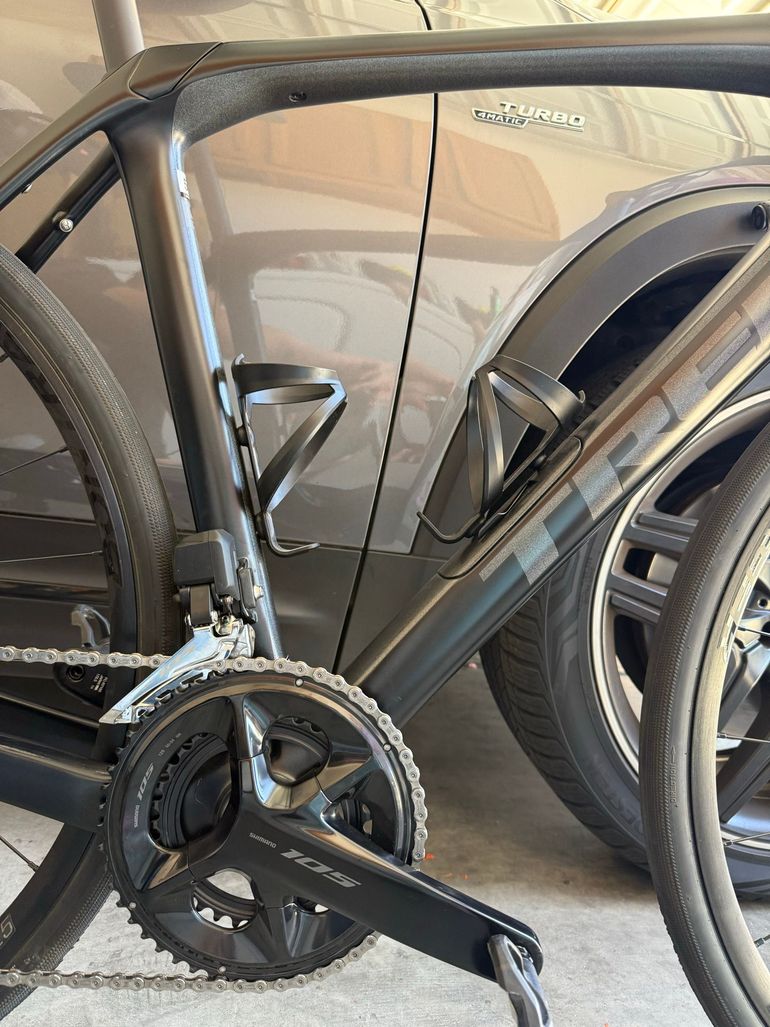 Used Trek Domane SL 6 Gen 4 2024 2024 Road & Gravel, Black — image 6 of 10