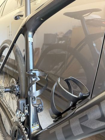 Used Trek Domane SL 6 Gen 4 2024 2024 Road & Gravel, Black — image 8 of 10