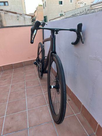 Used Specialized S-Works Tarmac SL8 - SRAM Red eTap AXS 2024 2024 Road & Gravel, Blau — image 3 of 11