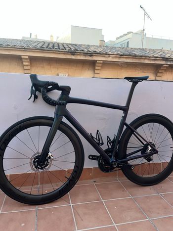 Used Specialized S-Works Tarmac SL8 - SRAM Red eTap AXS 2024 2024 Road & Gravel, Blau — image 8 of 11