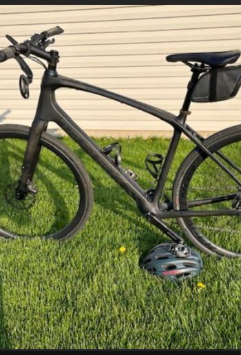 Used Trek FX Sport 6 2023 2023 Urban, Black — image 2 of 6