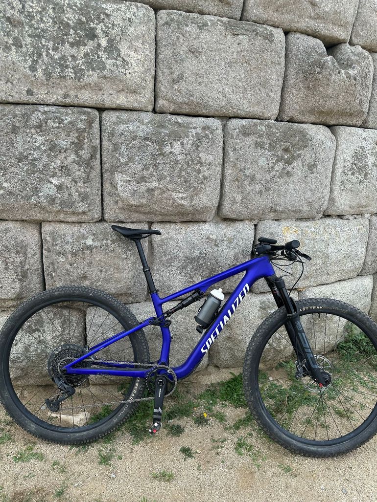 Used Specialized Epic 8 Comp 2024 2024 Mountainbike, Purple — image 2 of 13
