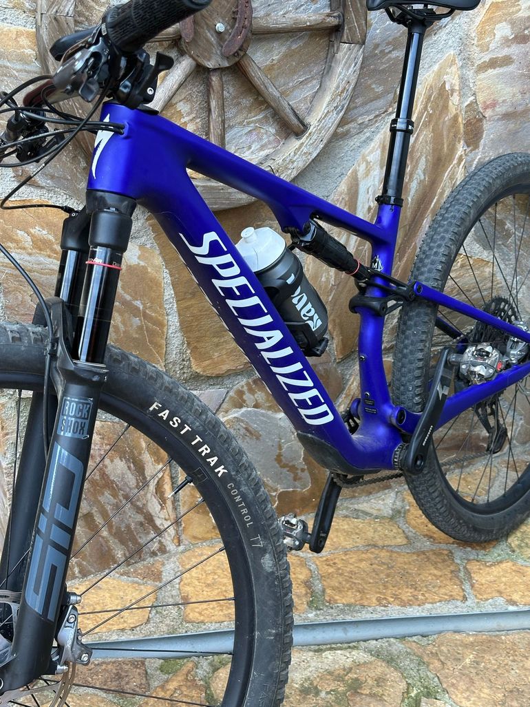 Used Specialized Epic 8 Comp 2024 2024 Mountainbike, Purple — image 6 of 13