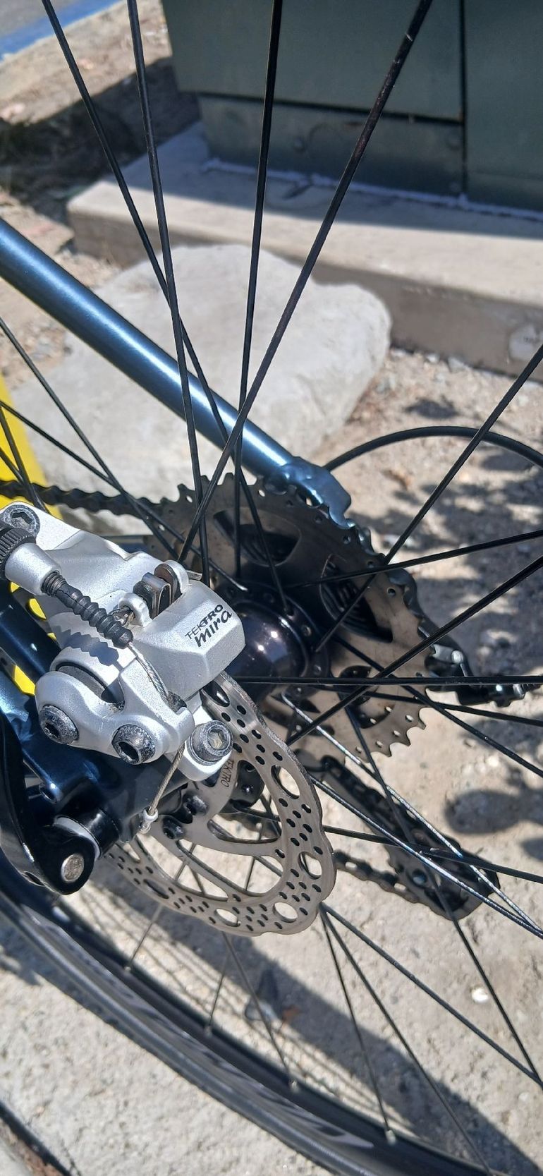Used Fuji Finest 1.5 2017 2017 Road & Gravel, Light Gray — image 7 of 7