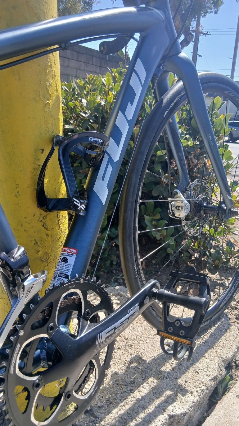 Used Fuji Finest 1.5 2017 2017 Road & Gravel, Light Gray — image 5 of 7