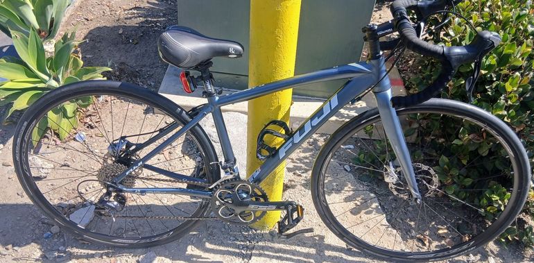 Used Fuji Finest 1.5 2017 2017 Road & Gravel, Light Gray — image 1 of 7
