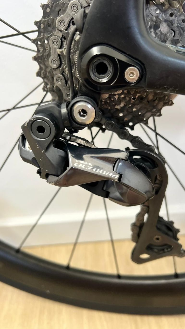 Used Pinarello Dogma F Disc Kaizen Team Bike 2021 2021 Road & Gravel — image 9 of 11