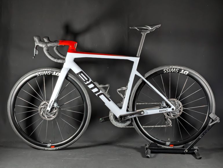 Used BMC BMC Teammachine SLR 01 MOD Force AXS 2022 2022 Road & Gravel, White — image 2 of 23