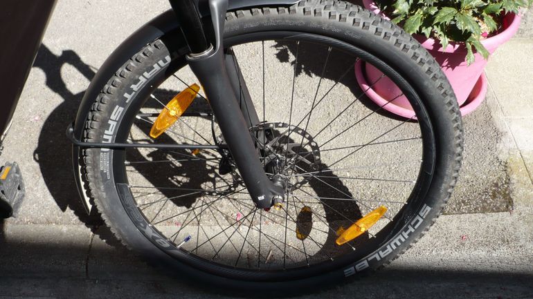 Used Giant Anytour Shimano Deore XT Di2 2024 Road & Gravel, Red — image 3 of 5