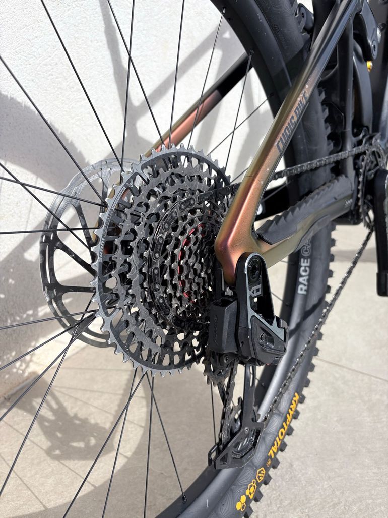 Used Mondraker DUNE XR 2025 2025 Mountainbike, Black, 29, 27.5 — image 5 of 10