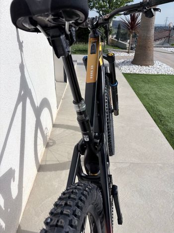 Used Mondraker DUNE XR 2025 2025 Mountainbike, Black, 29, 27.5 — image 6 of 10