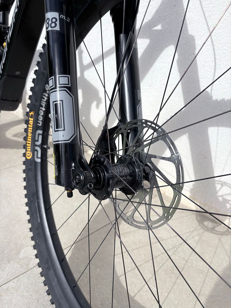 Used Mondraker DUNE XR 2025 2025 Mountainbike, Black, 29, 27.5 — image 3 of 10