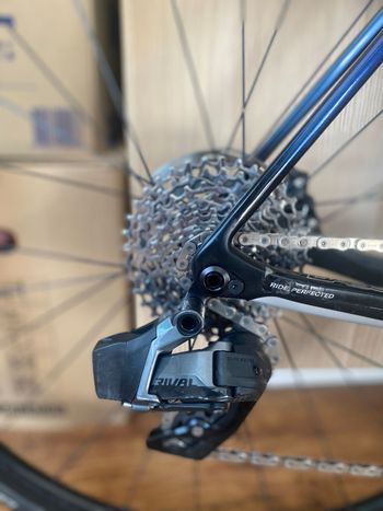 Used Basso Astra SRAM Rival eTap AXS 2023 Road & Gravel, Blue — image 2 of 10
