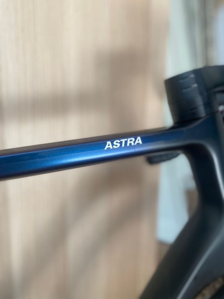 Used Basso Astra SRAM Rival eTap AXS 2023 Road & Gravel, Blue — image 5 of 10