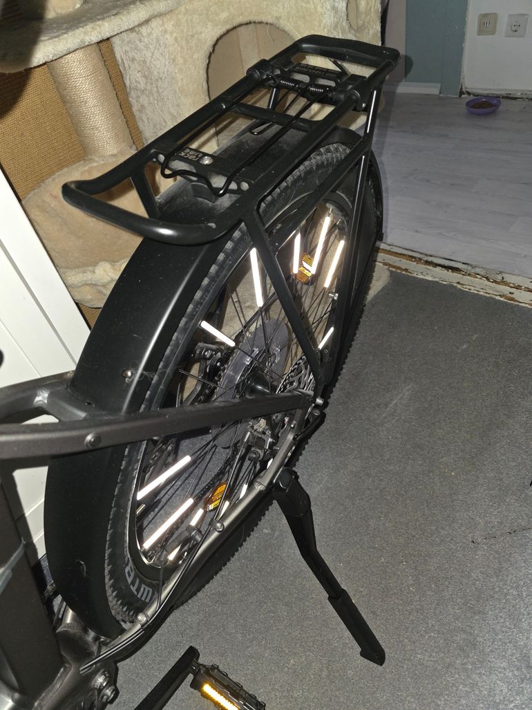 Used Lapierre e-Explorer 7.6 LS 2023 2023 Urban, Light Gray — image 4 of 6