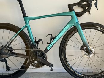 Used Bianchi Specialissima PRO Ultegra Di2 2025 2025 Road & Gravel — image 4 of 10