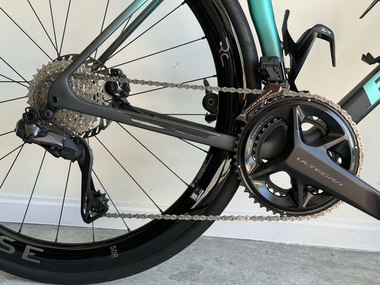 Used Bianchi Specialissima PRO Ultegra Di2 2025 2025 Road & Gravel — image 3 of 10