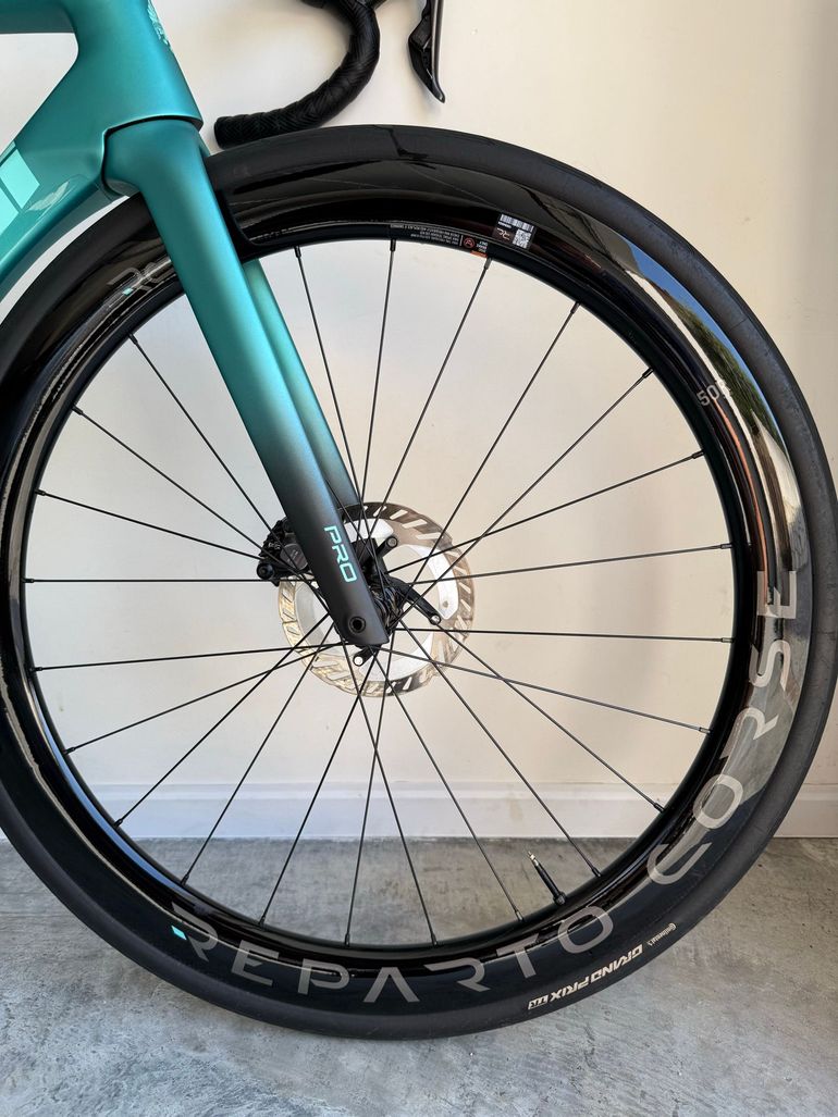 Used Bianchi Specialissima PRO Ultegra Di2 2025 2025 Road & Gravel — image 7 of 10