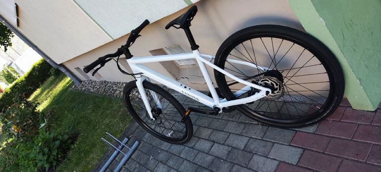 Used Canyon Commuter 5 2023 2023 Urban — image 9 of 9