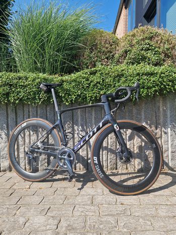 Used Scott Foil Shimano Ultegra 2020 Road & Gravel, Black — image 4 of 8