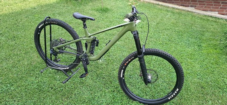Used CUBE STEREO ONE77 C:68X TM 29 2023 2023 Mountainbike, Green, 29 — image 1 of 7