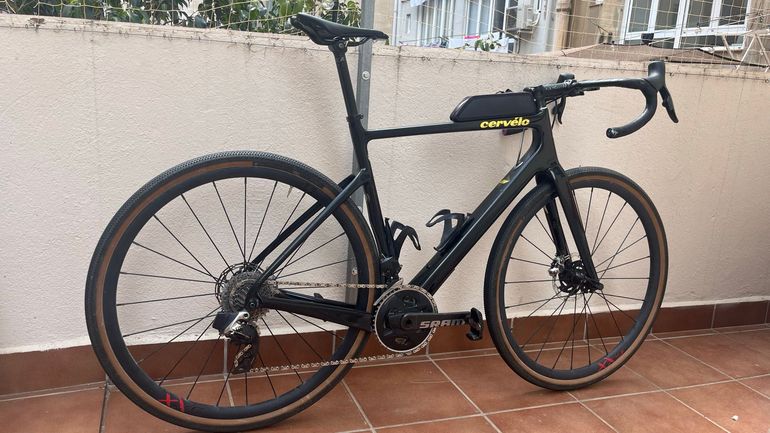 Used Cervélo Aspero SRAM Red eTap AXS 2022 Road & Gravel — image 2 of 10