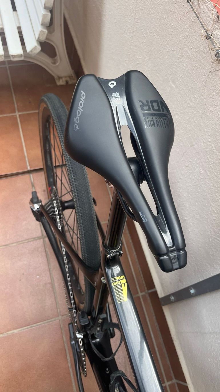 Used Cervélo Aspero SRAM Red eTap AXS 2022 Road & Gravel — image 6 of 10